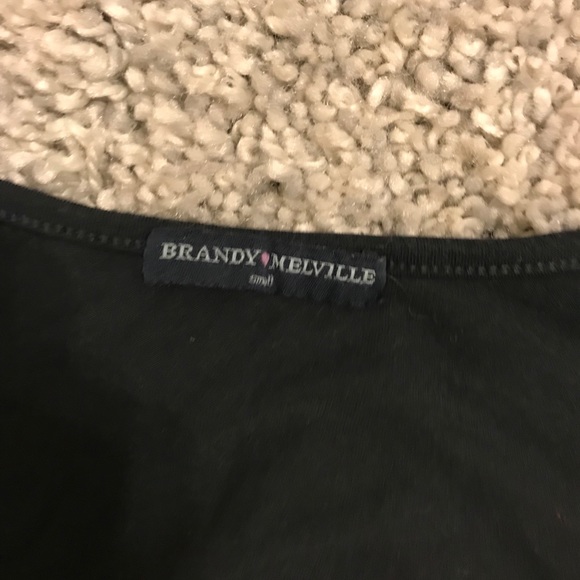 brandy melville long sleeve - Picture 2 of 4